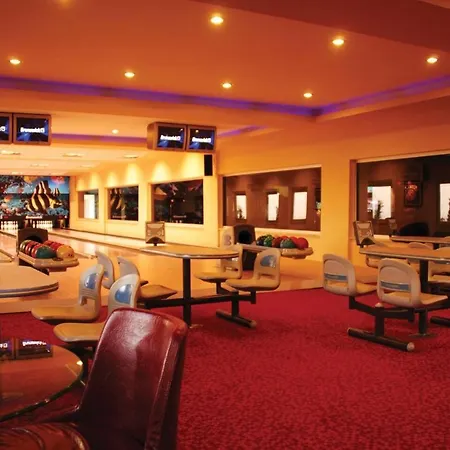 Goldcity ホテル *