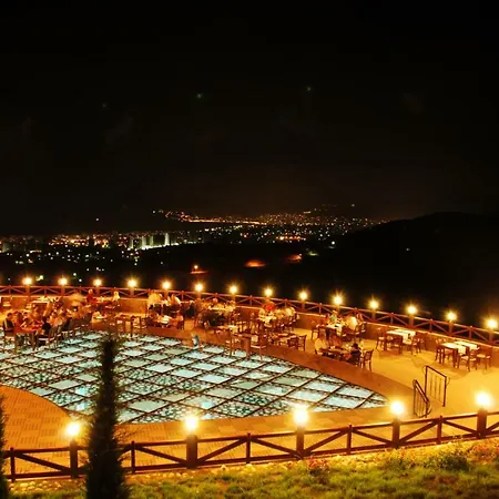 Goldcity ホテル *