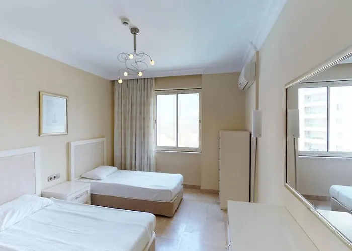 מלון Goldcity קרגיג'ק